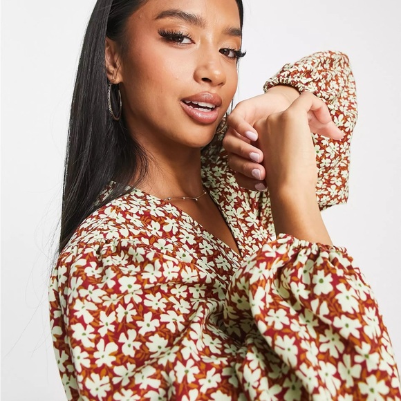 Glamorous Petite Wrap Midi Dress in Brown Green Ditsy (NWT) - Picture 4 of 8